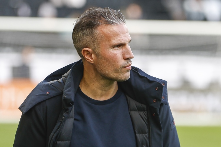 开云体育下载-落后榜首19分！荷媒：范佩西不会下课，费耶诺德开会决定继续支持